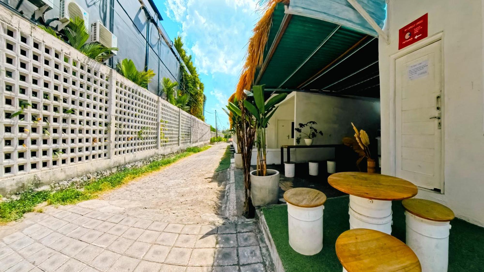 My Capsule Canggu Экстерьер фото